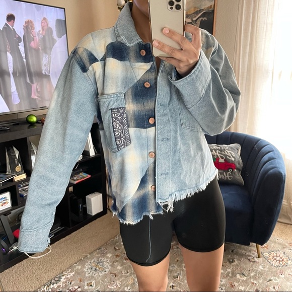 We The Free Patchwork Raw Hem Denimf Jacket - Picture 3 of 7